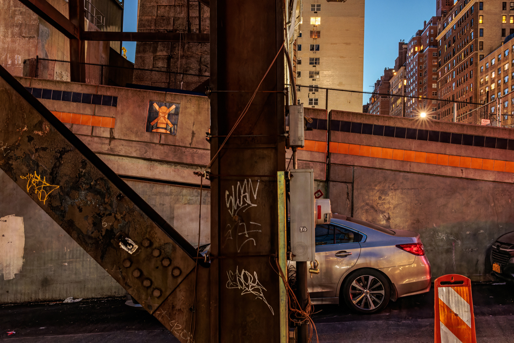Midtown East, New York. February 4th 2023. Eyes Wide Shut Vincent